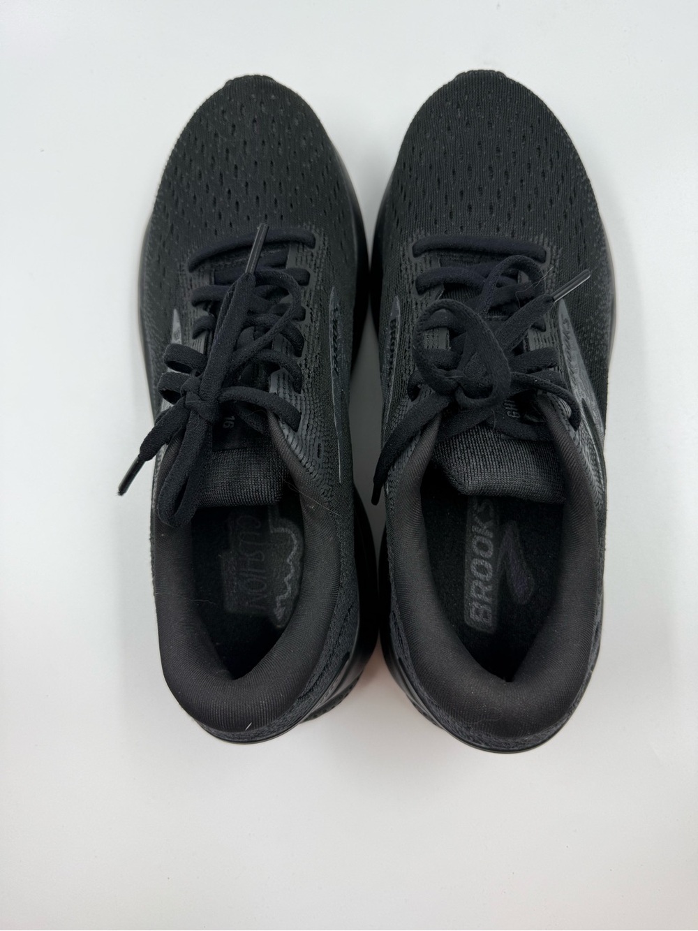 Brooks Ghost 16 Triple Black Woman Running Shoes Size 8.5 - Picture 5 of 7
